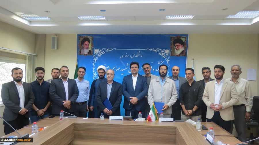 با حضور دکتر خسرویان صورت گرفت؛
افتتاح پژوهشکده شهید عباس دانشگر در دانشکده فنی و حرفه‌ای شهید مهاجر اصفهان 2