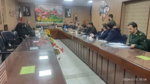 دیدار ریاست آموزشکده فنی دختران خوانسار به همراه کارکنان با فرمانده سپاه شهرستان خوانسار در روز پاسدار 2