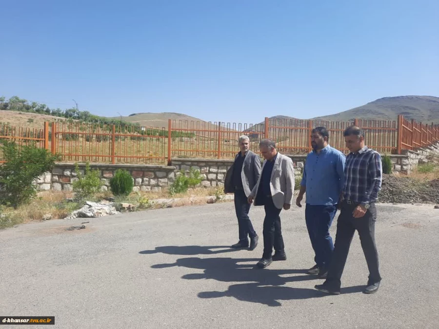 بازدید معاونت اداری و مالی دانشگاه فنی و حرفه ای استان اصفهان از آموزشکده فنی و حرفه ای دختران خوانسار     3