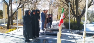 غبار روبی گلزار شهدا به مناسبت ایام الله دهه فجر و اعیاد شعبانیه  2
